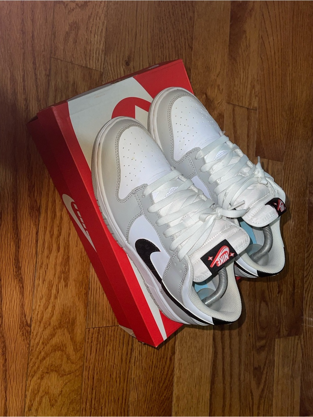 Nike dunk low SE lottery pack grey fog size 8.5 mens comes with box